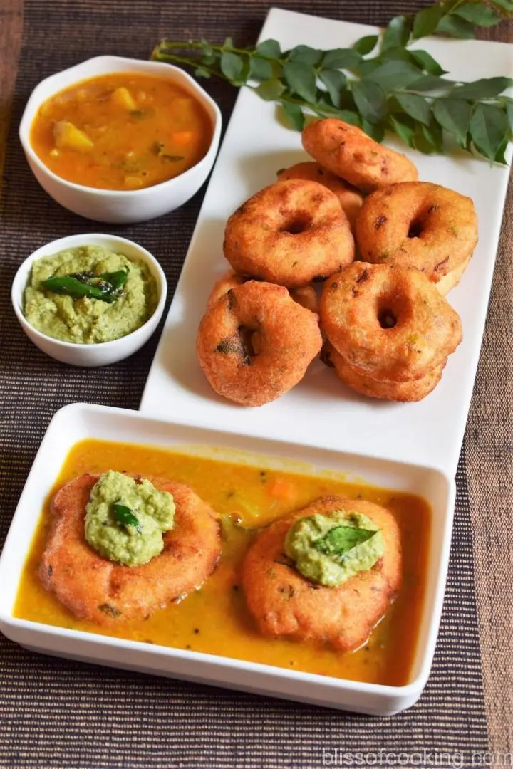 Medu Masala Tawa Vada